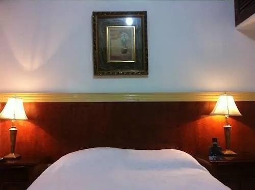 Kuri Suites Guayaquil 2*,